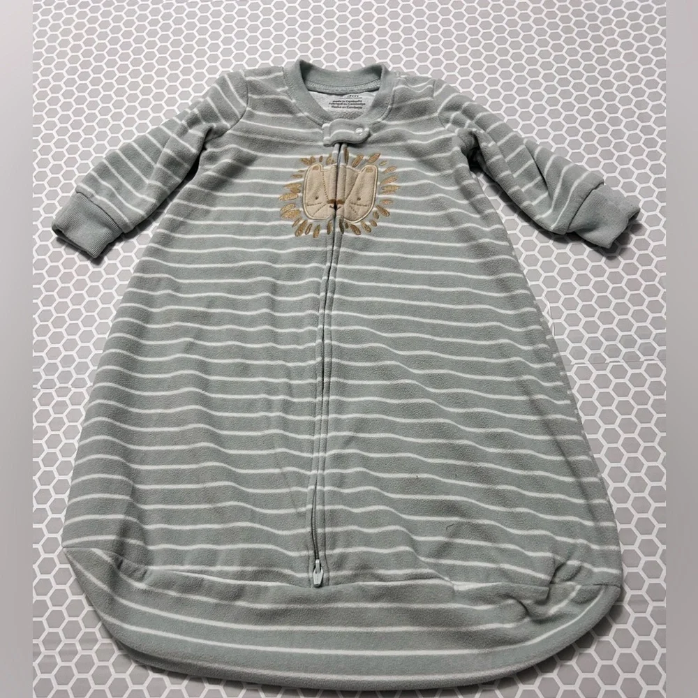 Carter’s Gray White Striped Sleep Sack A Lion Full Zip Closed Bottom  Size 0-3 M